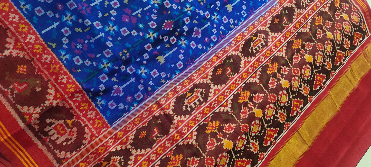 Beutiful New fancy Box in flower design Patan Patola First Copy Semi Ikkat Patola Sarees